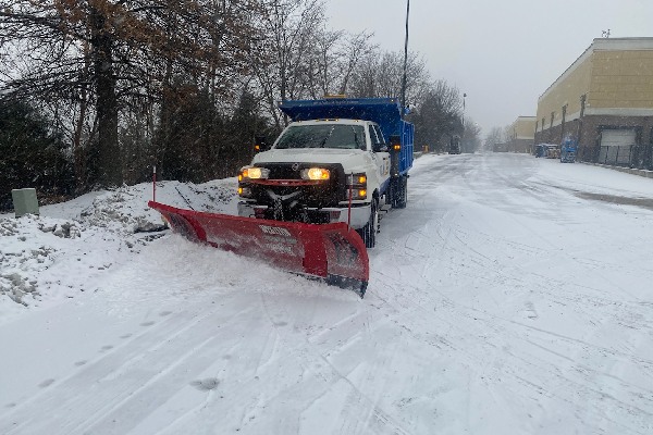 Commercial Snow & Ice Removal in Virginia